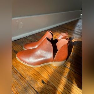 Universal Threat booties